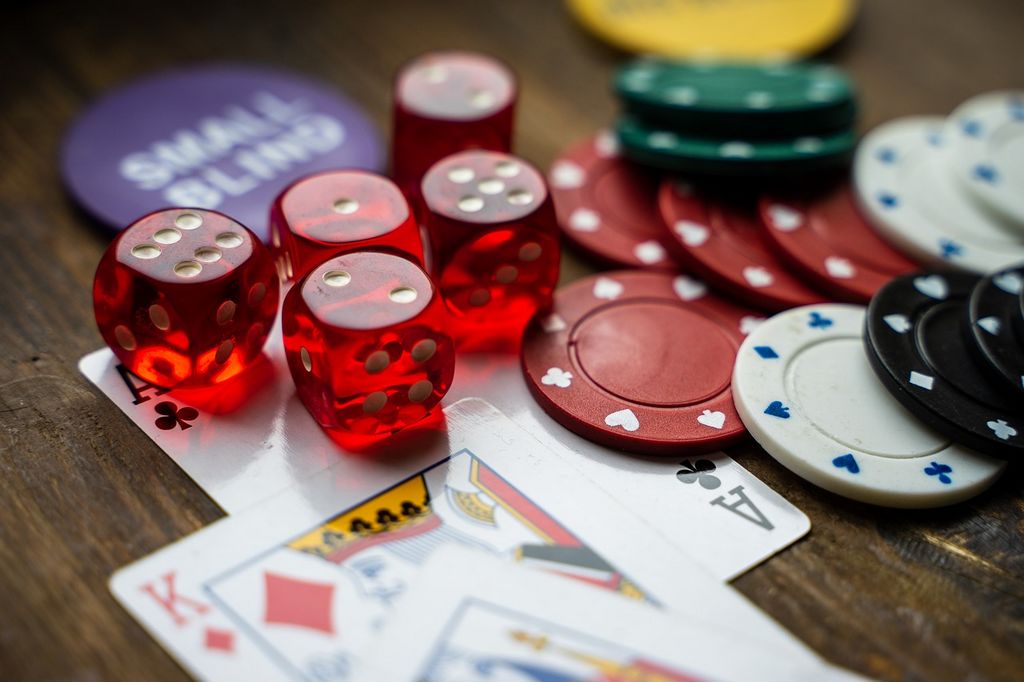 The Psychology of Gambling: How to Stay in Control While Playing
